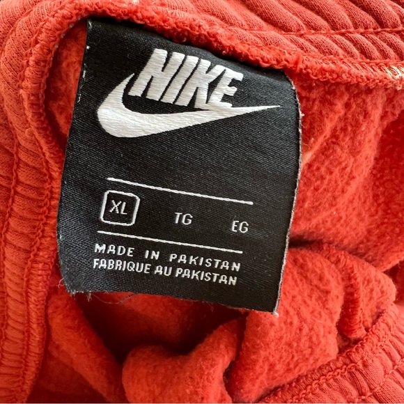 Nike Shorts (NWOT) - Picture 4 of 7